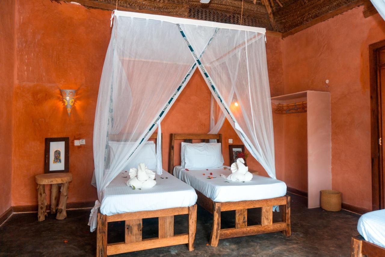 Hotel Zanzibar Kusini Beach 3*