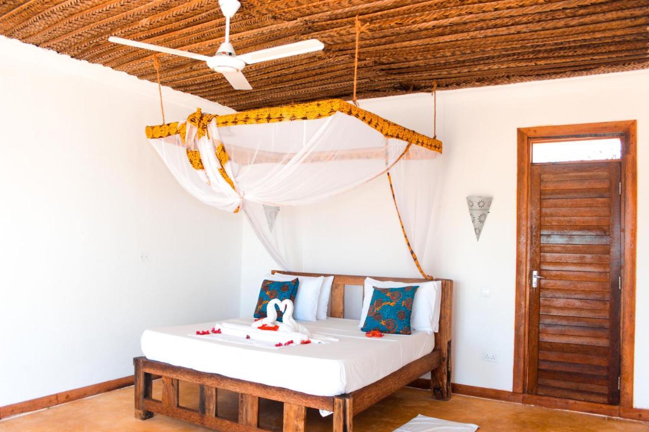 Zanzibar Kusini Beach